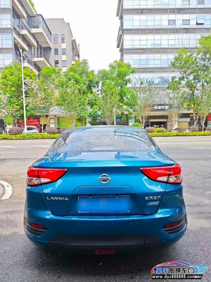 19年日产蓝鸟轿车抵押车出售