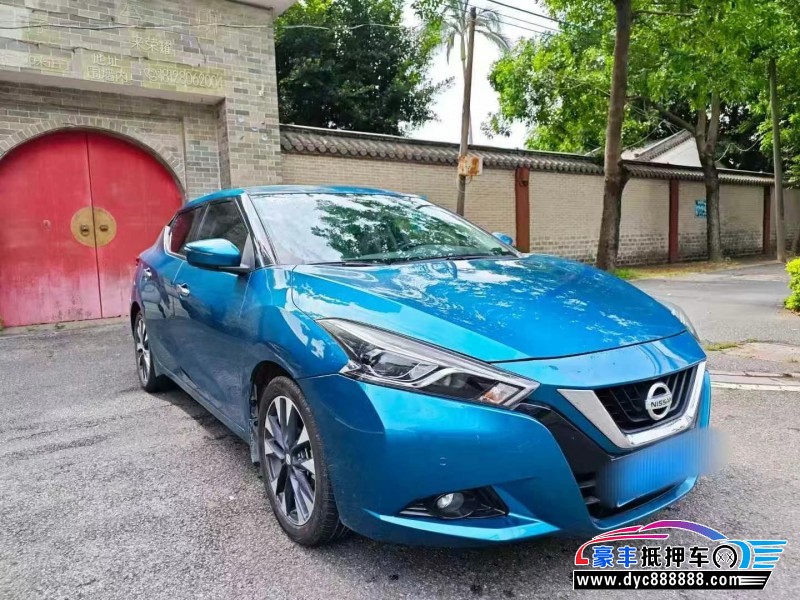 19年日产蓝鸟轿车抵押车出售