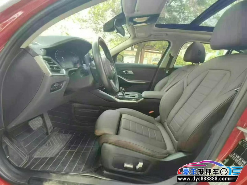 21年宝马3系轿车抵押车出售