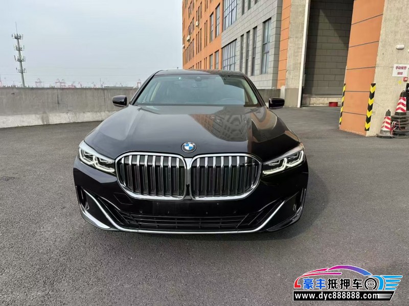 21年宝马7系轿车抵押车出售