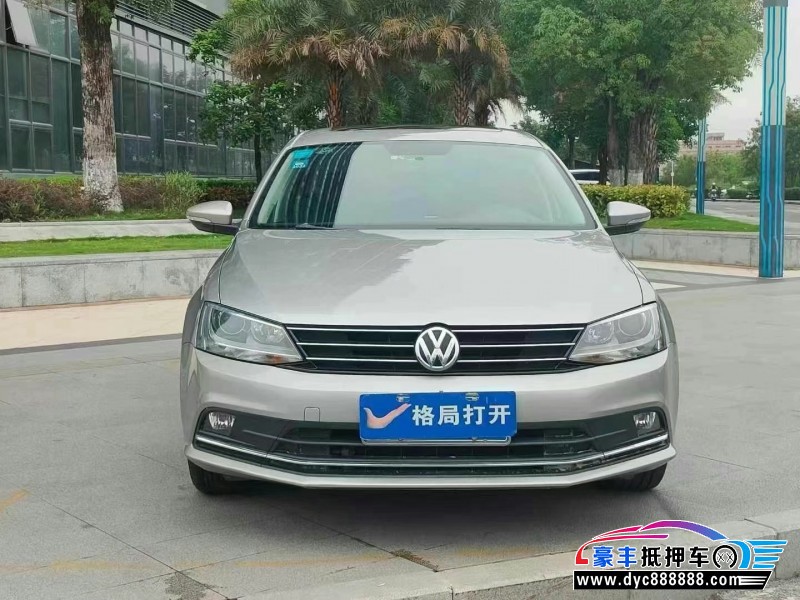 16年大众速腾轿车抵押车出售