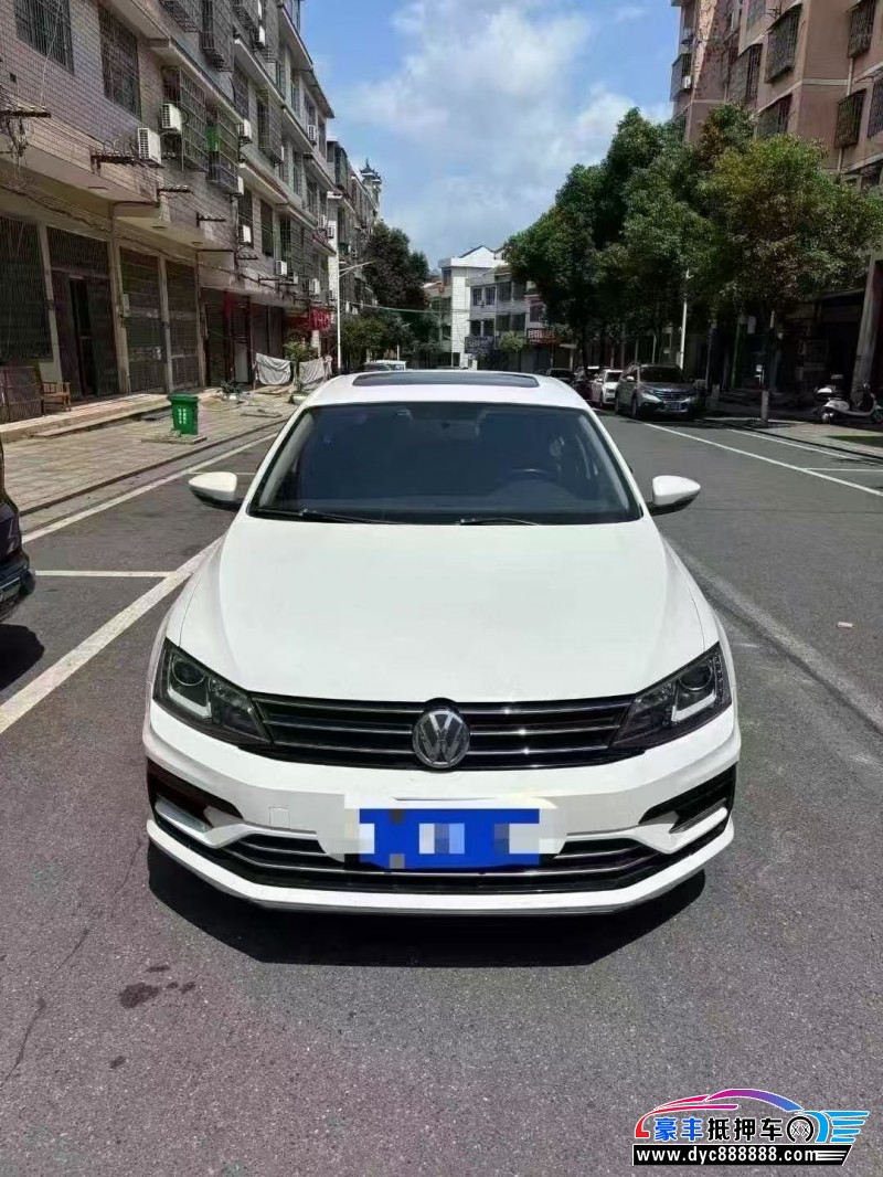 18年大众速腾轿车抵押车出售