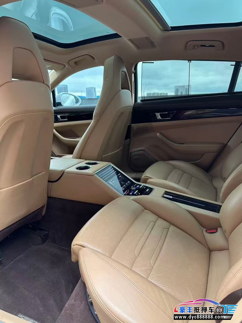 17年保时捷帕纳梅拉轿车抵押车出售