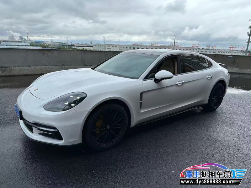 17年保时捷帕纳梅拉轿车抵押车出售