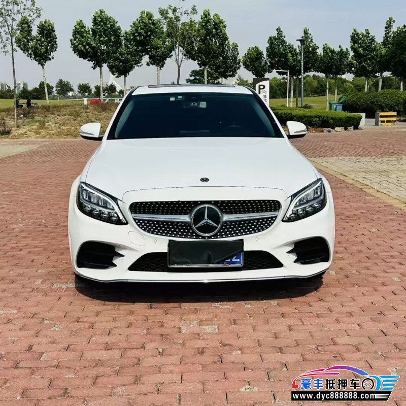 19年奔驰C轿车抵押车出售