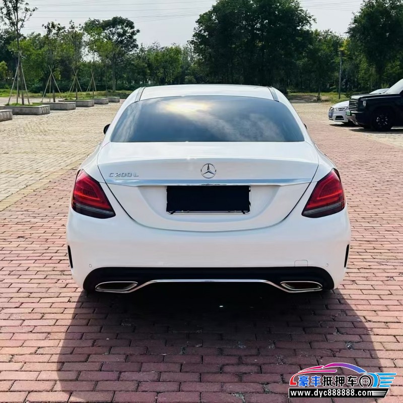 19年奔驰C轿车抵押车出售