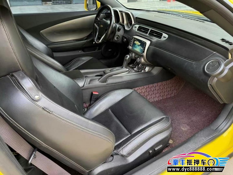 16年雪佛兰科迈罗轿车抵押车出售