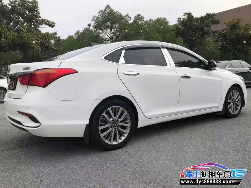 18年现代名图轿车抵押车出售