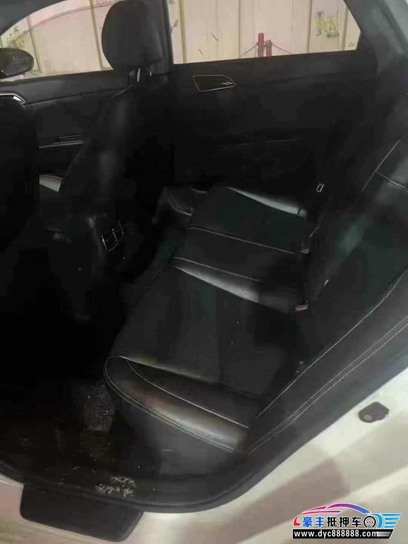 16年现代名图轿车抵押车出售