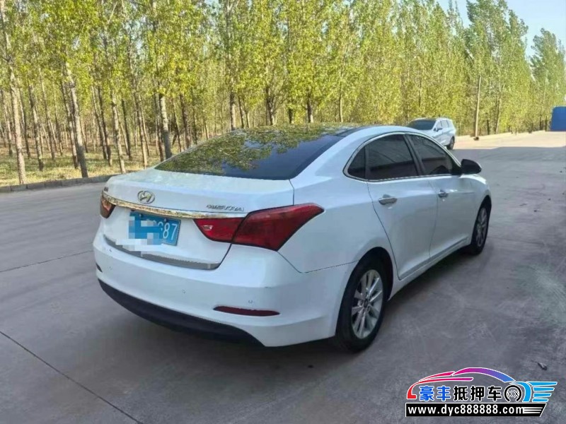 15年现代名图轿车抵押车出售