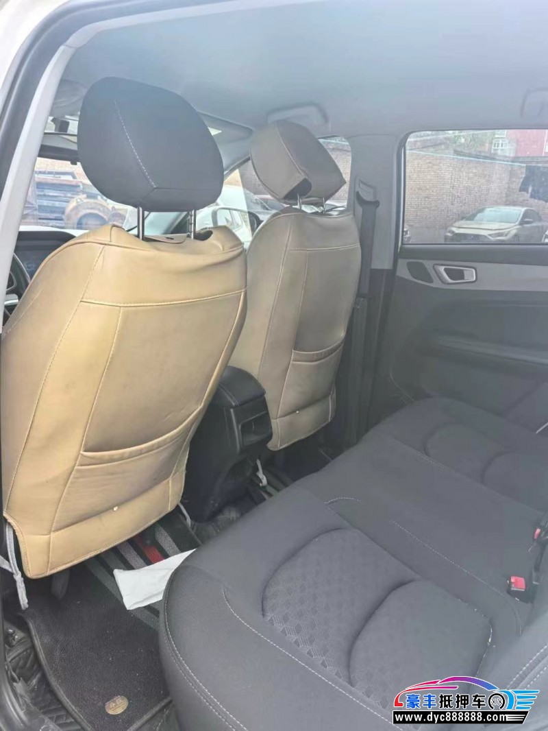 23年凯翼炫界轿车抵押车出售