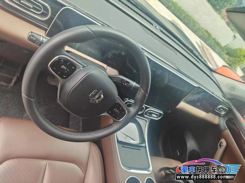 24年零跑C11轿车抵押车出售