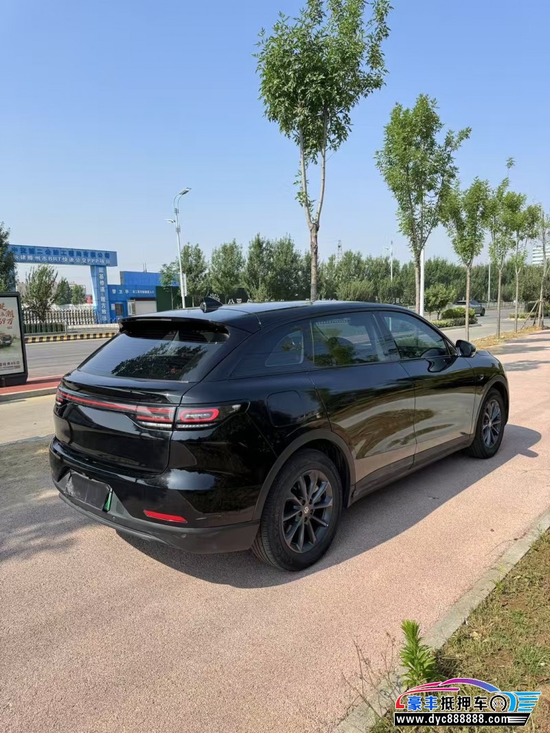 24年零跑C11轿车抵押车出售