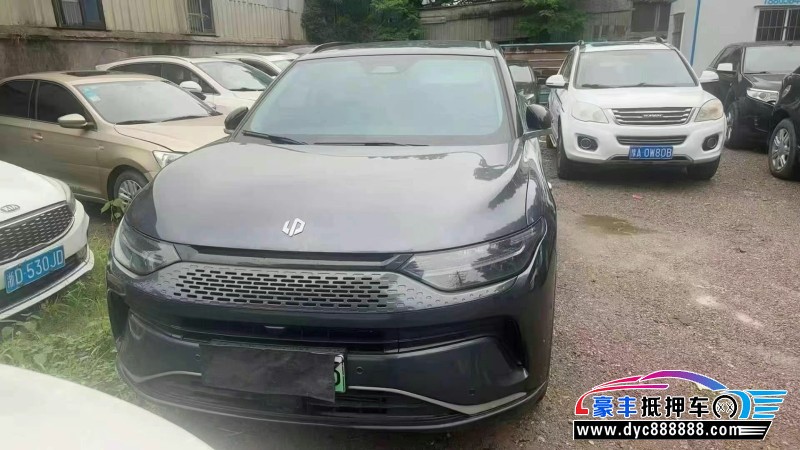 23年零跑C11轿车抵押车出售