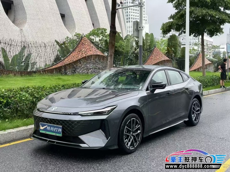 25年长安长安UNI轿车抵押车出售