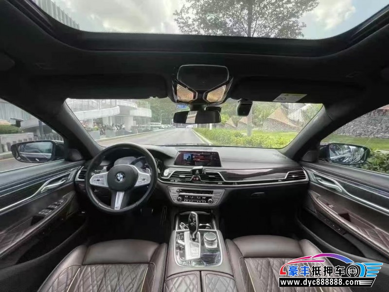 22年宝马7系轿车抵押车出售