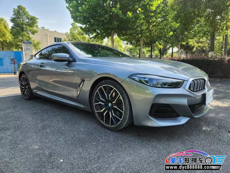 24年宝马8系轿车抵押车出售