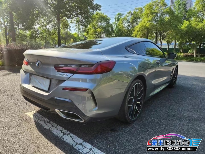 24年宝马8系轿车抵押车出售