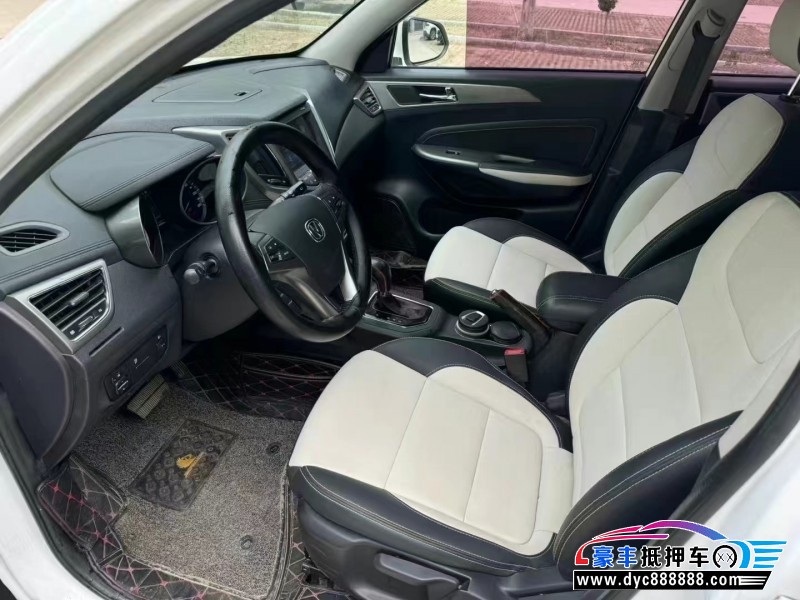 18年长安CS35轿车抵押车出售