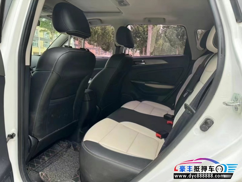 18年长安CS35轿车抵押车出售