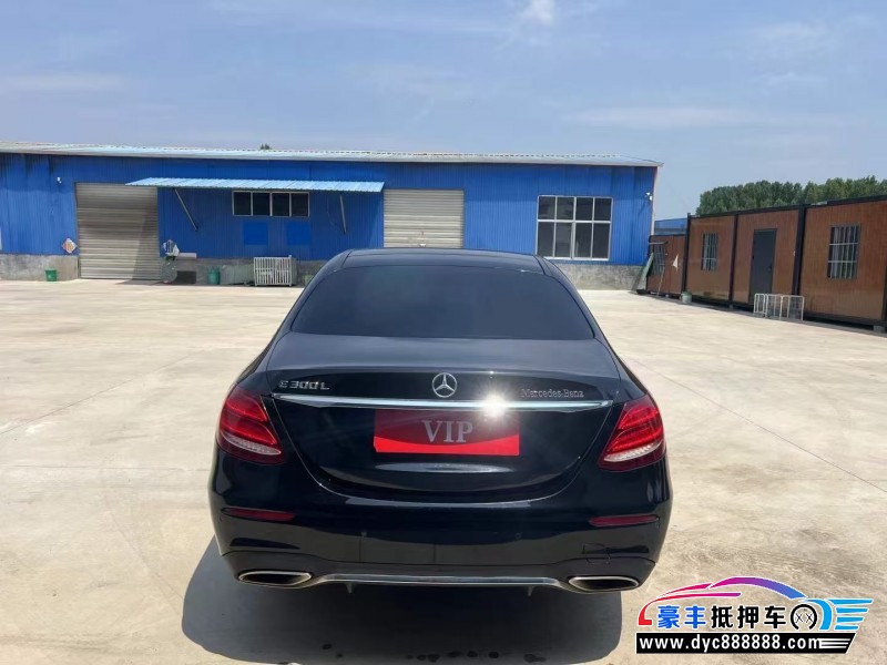19年奔驰E轿车抵押车出售