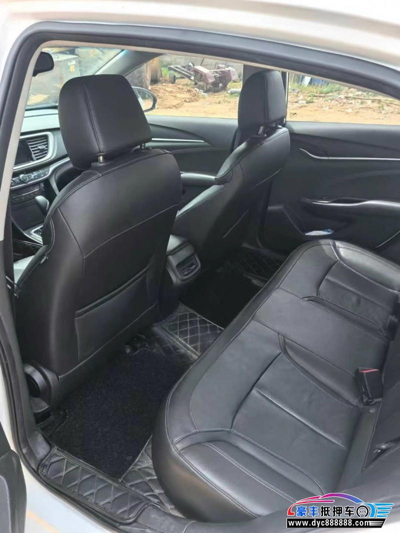 19年别克英朗轿车抵押车出售