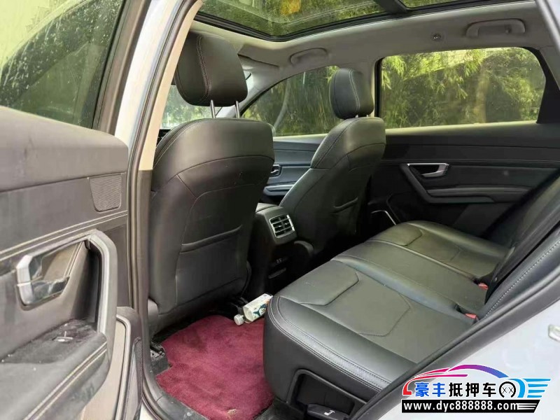 21年比亚迪宋轿车抵押车出售