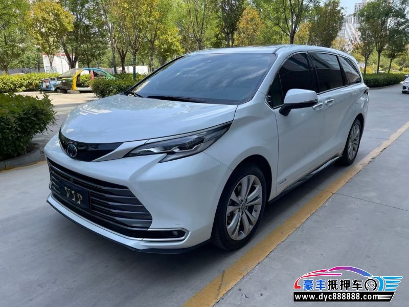 24年丰田塞纳轿车抵押车出售