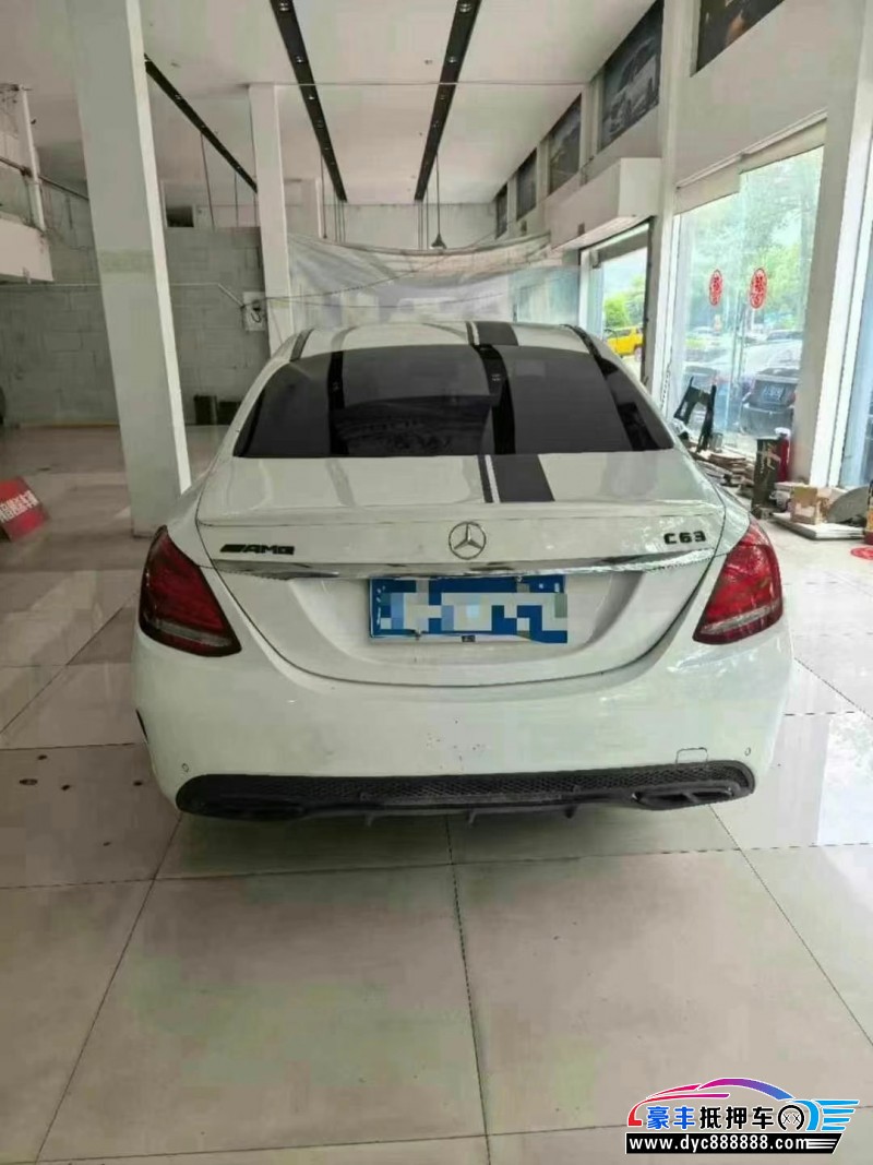 18年奔驰C轿车抵押车出售