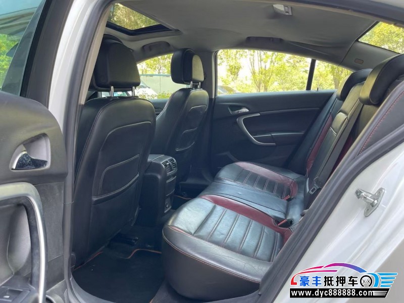 12年别克君威轿车抵押车出售