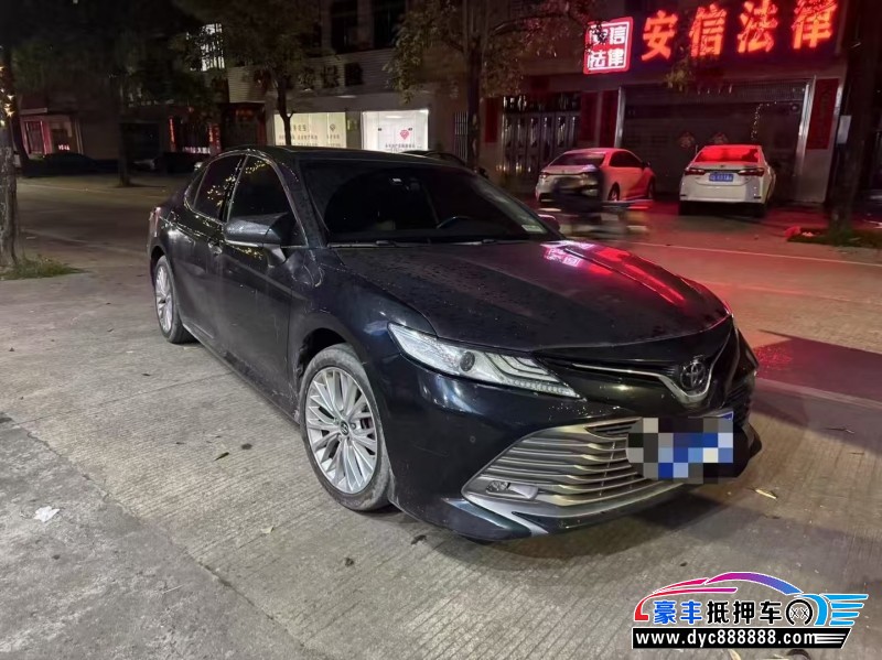18年丰田凯美瑞轿车抵押车出售