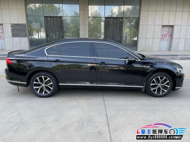 20年大众迈腾轿车抵押车出售