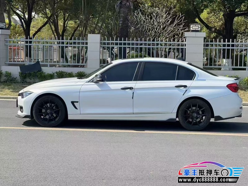 18年宝马3系轿车抵押车出售