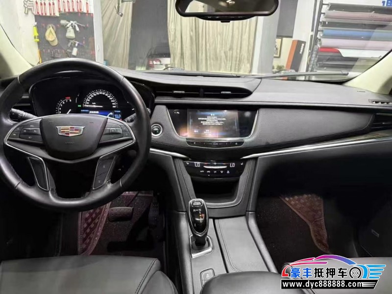 18年凯迪拉克XT5轿车抵押车出售