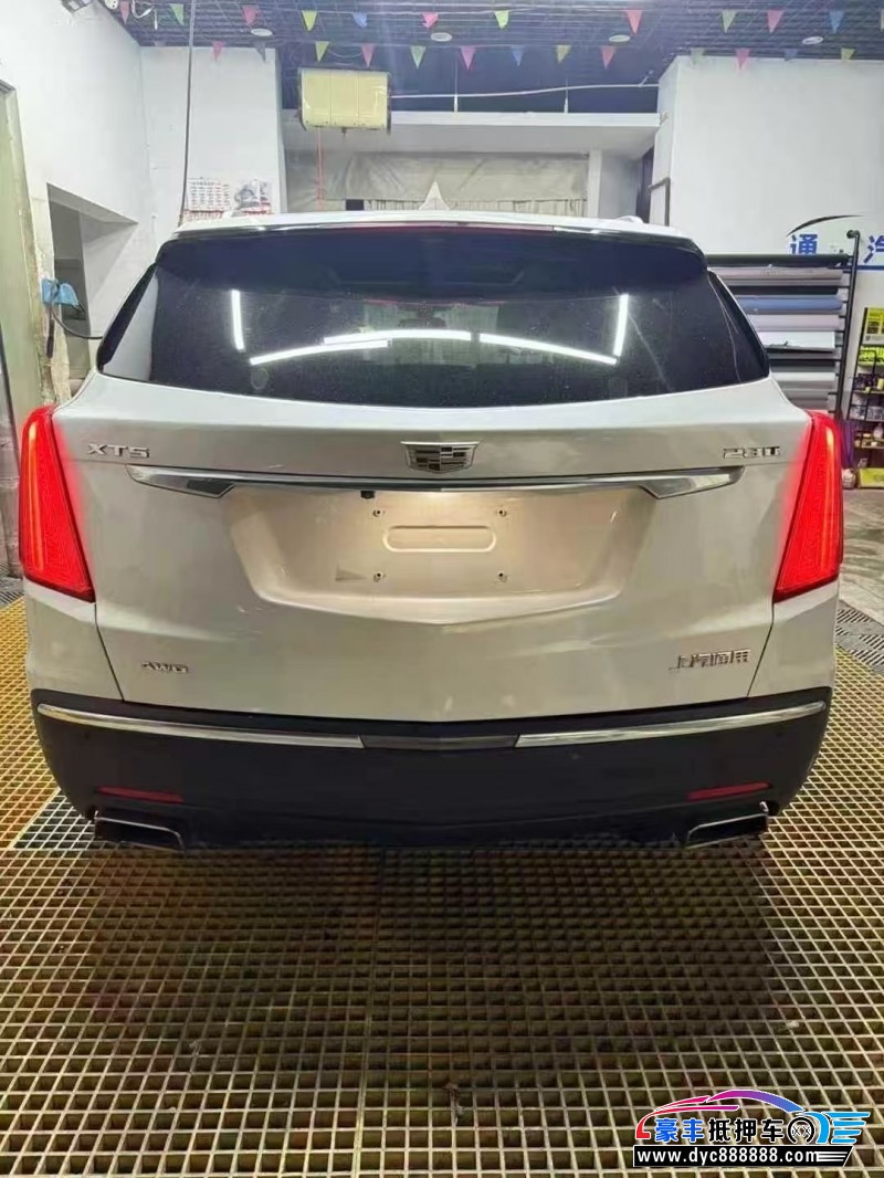 18年凯迪拉克XT5轿车抵押车出售