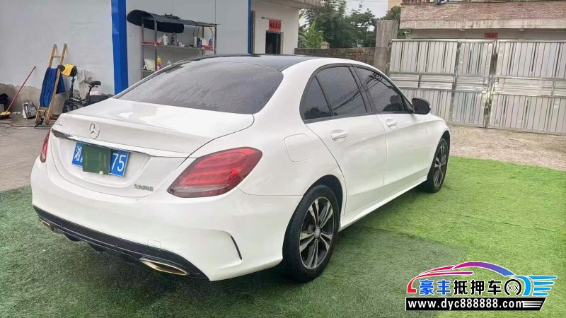 15年奔驰C轿车抵押车出售