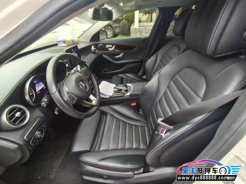 16年奔驰C轿车抵押车出售