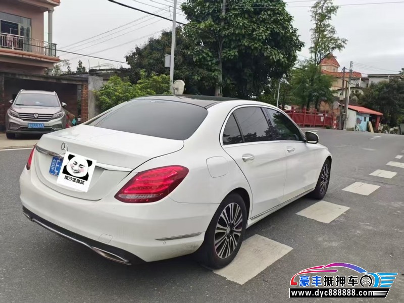 16年奔驰C轿车抵押车出售