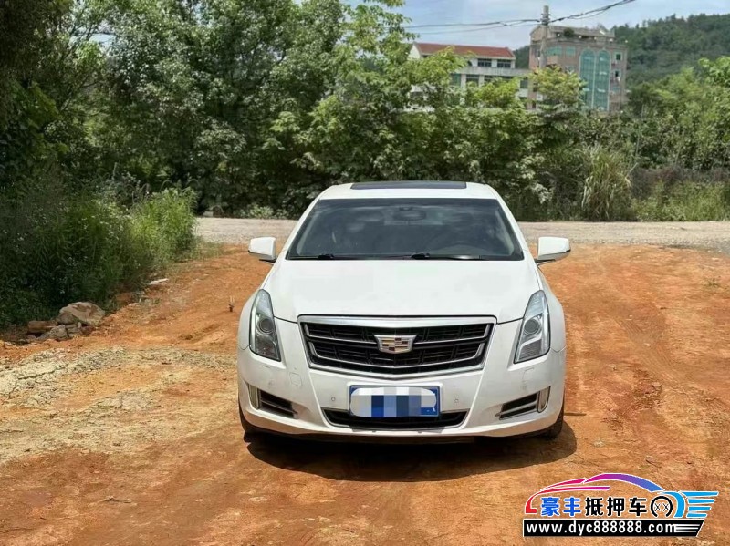 抵押车出售17年凯迪拉克XTS轿车