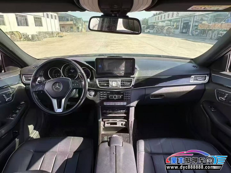 16年奔驰E轿车抵押车出售