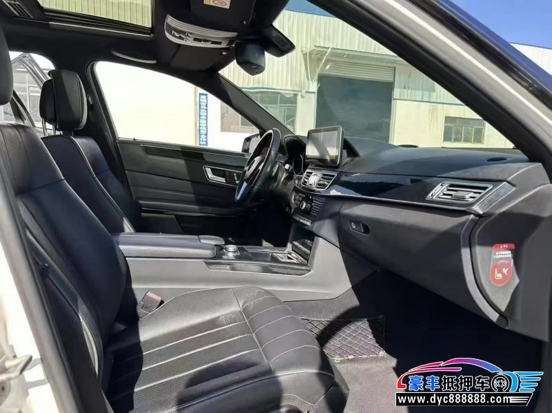 16年奔驰E轿车抵押车出售