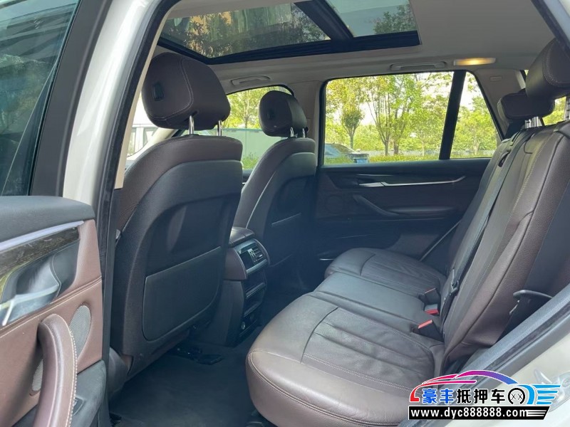 15年宝马X5轿车抵押车出售