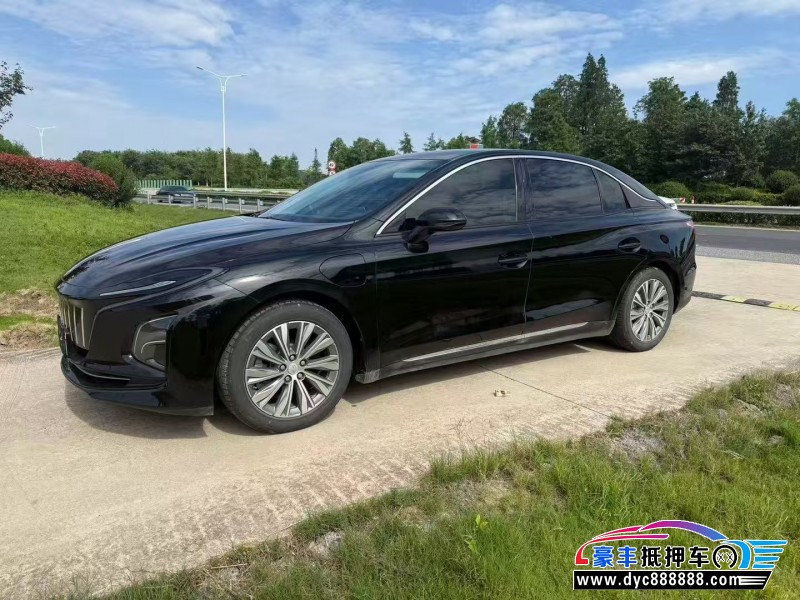 24年红旗EQM5轿车抵押车出售