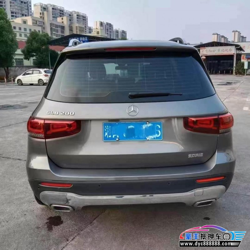 22年奔驰GLBSUV抵押车出售