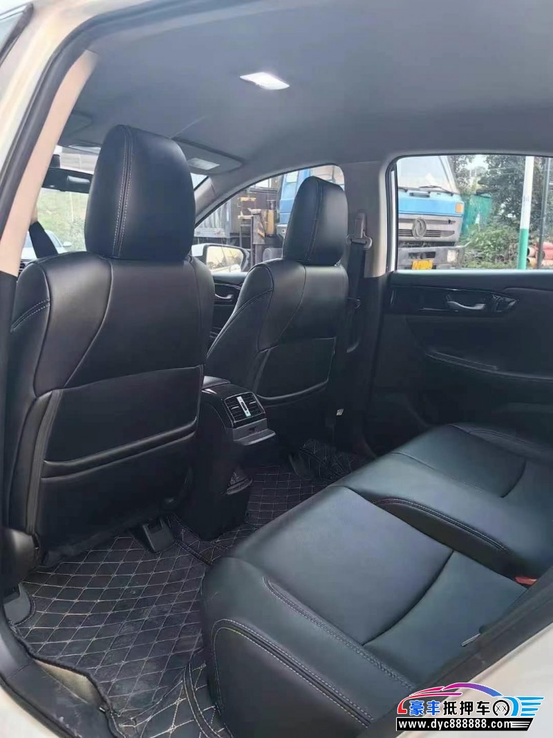 22年本田凌派轿车抵押车出售