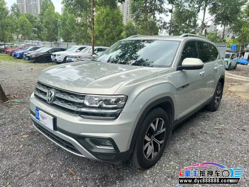 18年大众途昂轿车抵押车出售