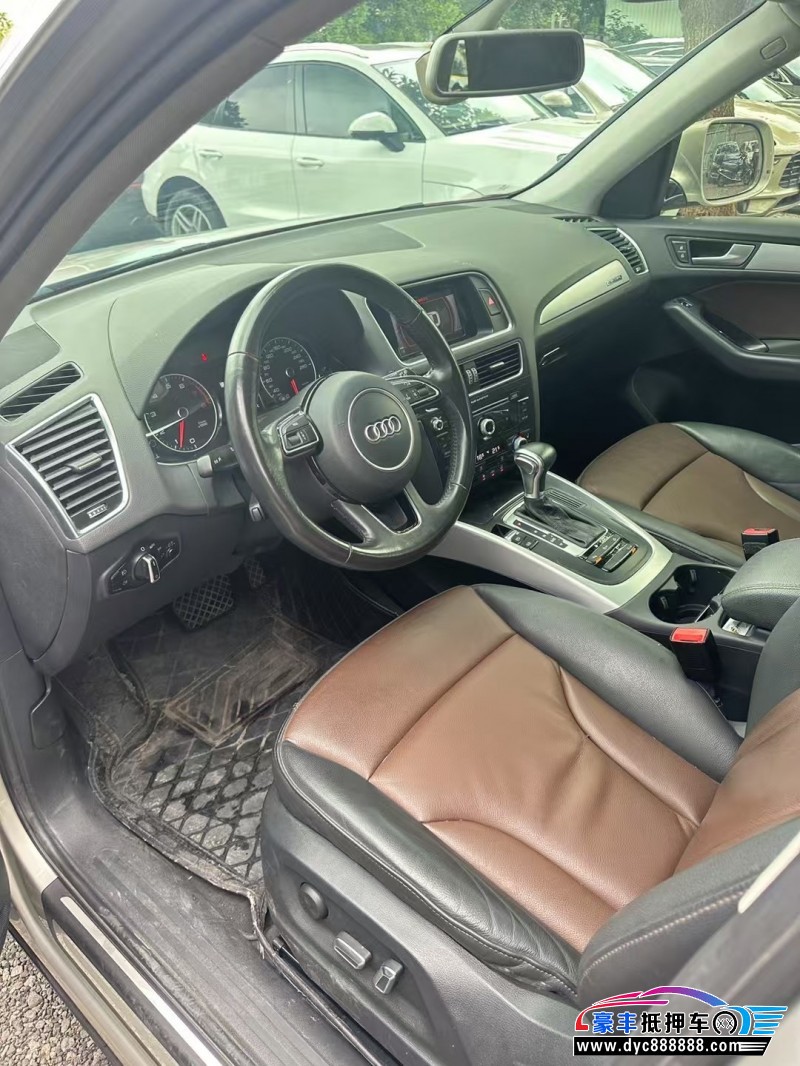 16年奥迪Q5轿车抵押车出售