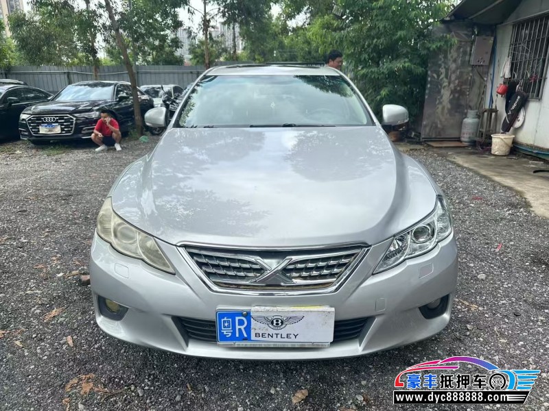 12年丰田锐志轿车抵押车出售