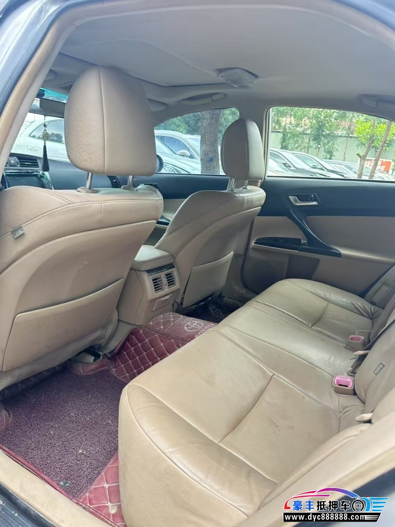 12年丰田锐志轿车抵押车出售