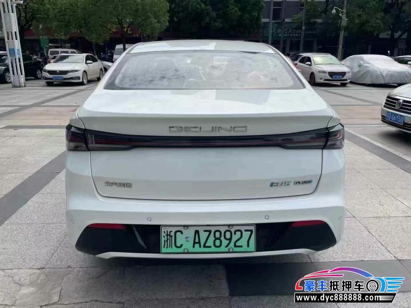 24年北汽新能源EU系列轿车抵押车出售